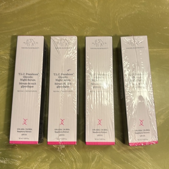 New in box Drunk Elephant TLC framboos glycolic night serum. 50 ml/1.69 Fl oz. - Picture 5 of 5